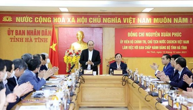 President hails new economic models in Ha Tinh